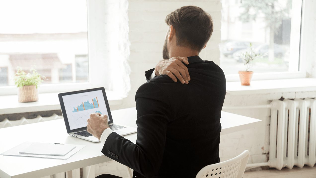 Bilgisayarda hareketsiz işten sırt ağrısı